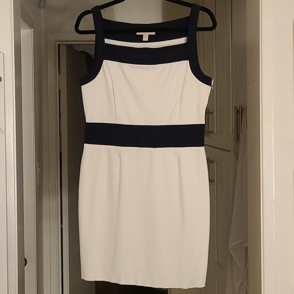 Banana Republic white navy trim sheath dress 10P